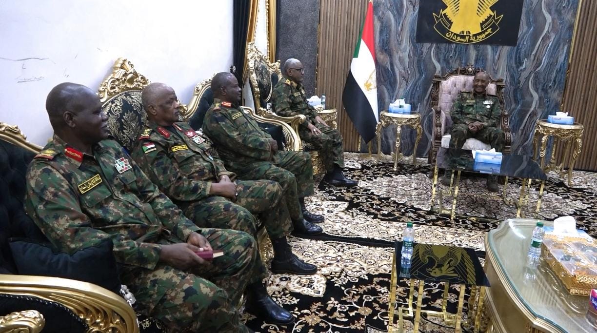 انعقد بمقر القيادة العامة .. البرهان و